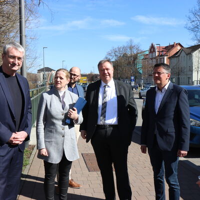 Bild vergr&ouml;&szlig;ern: Besuch der Ausländerbehörde