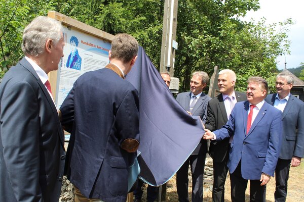 2026 PM 080 Einweihung Geotour Alexander von Humboldt am Falkenstein