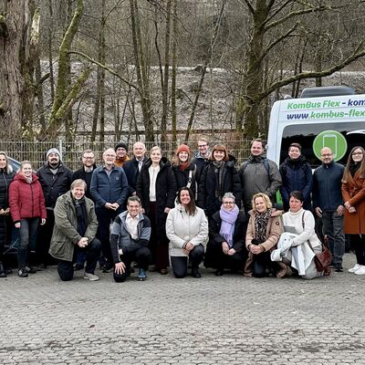 Bild vergr&ouml;&szlig;ern: Die Teilnehmer des Konsortiums in Mellenbach.