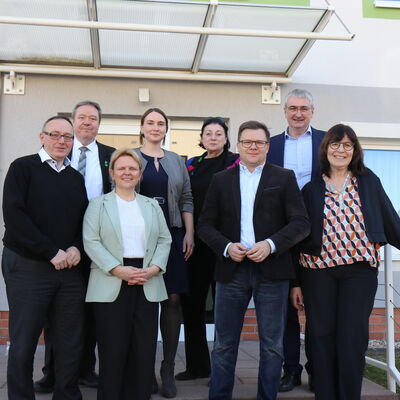 Am AWO Pflegeheim mit Bundesumweltminister Carsten Schneider. 